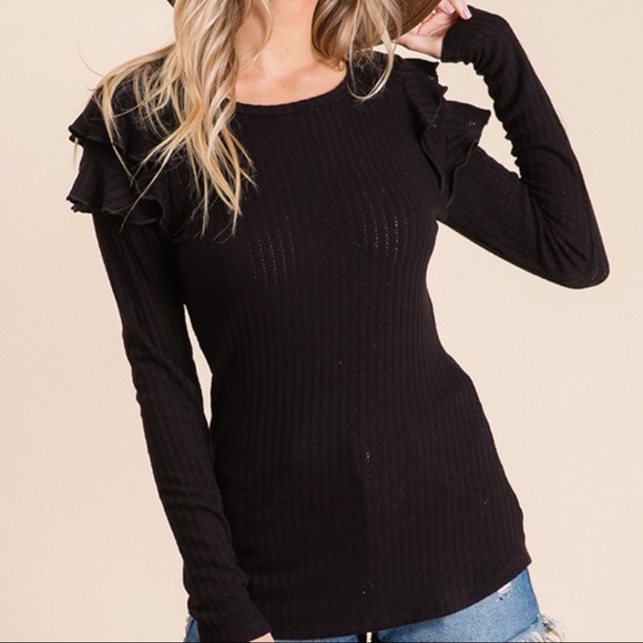 CLEARANCE-FIRM‼️Katelynn Ruffled Shoulder Top - Picture 2 of 7